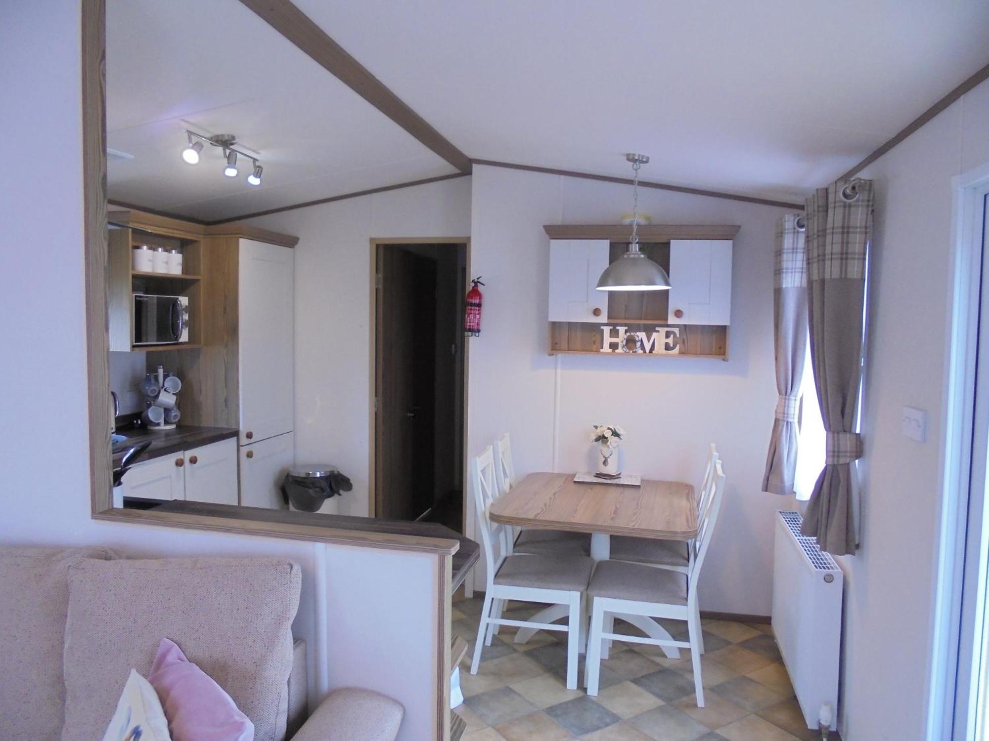 The Grange Ingoldmells: Elan 6 Berth, Central Heated, Wrap Around Decking Екстер'єр фото