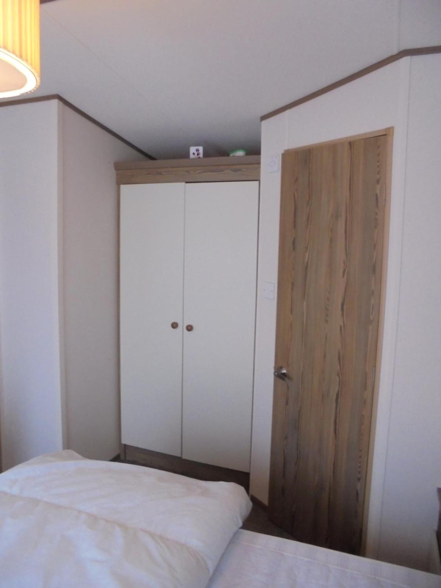 The Grange Ingoldmells: Elan 6 Berth, Central Heated, Wrap Around Decking Екстер'єр фото