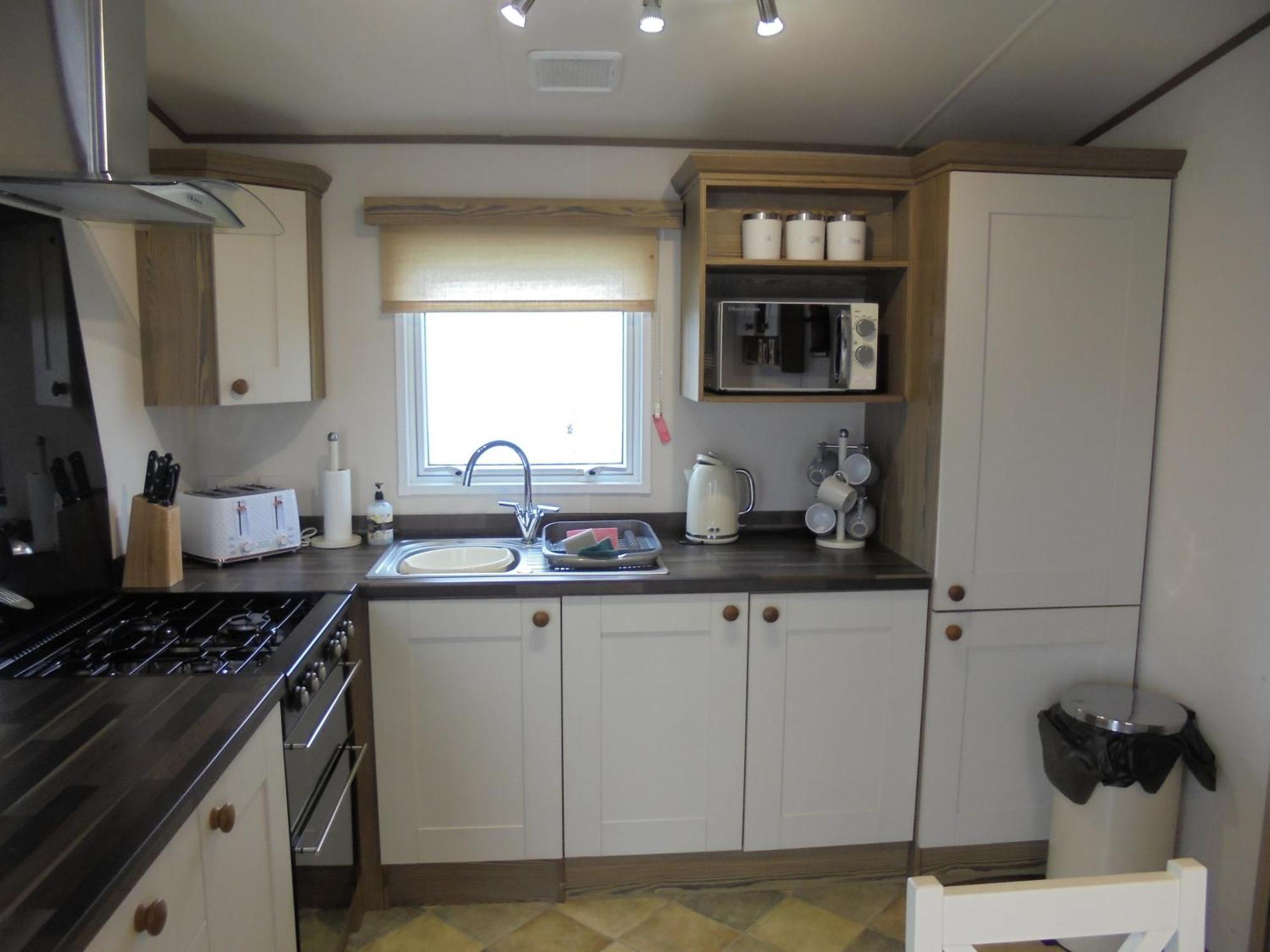 The Grange Ingoldmells: Elan 6 Berth, Central Heated, Wrap Around Decking Екстер'єр фото