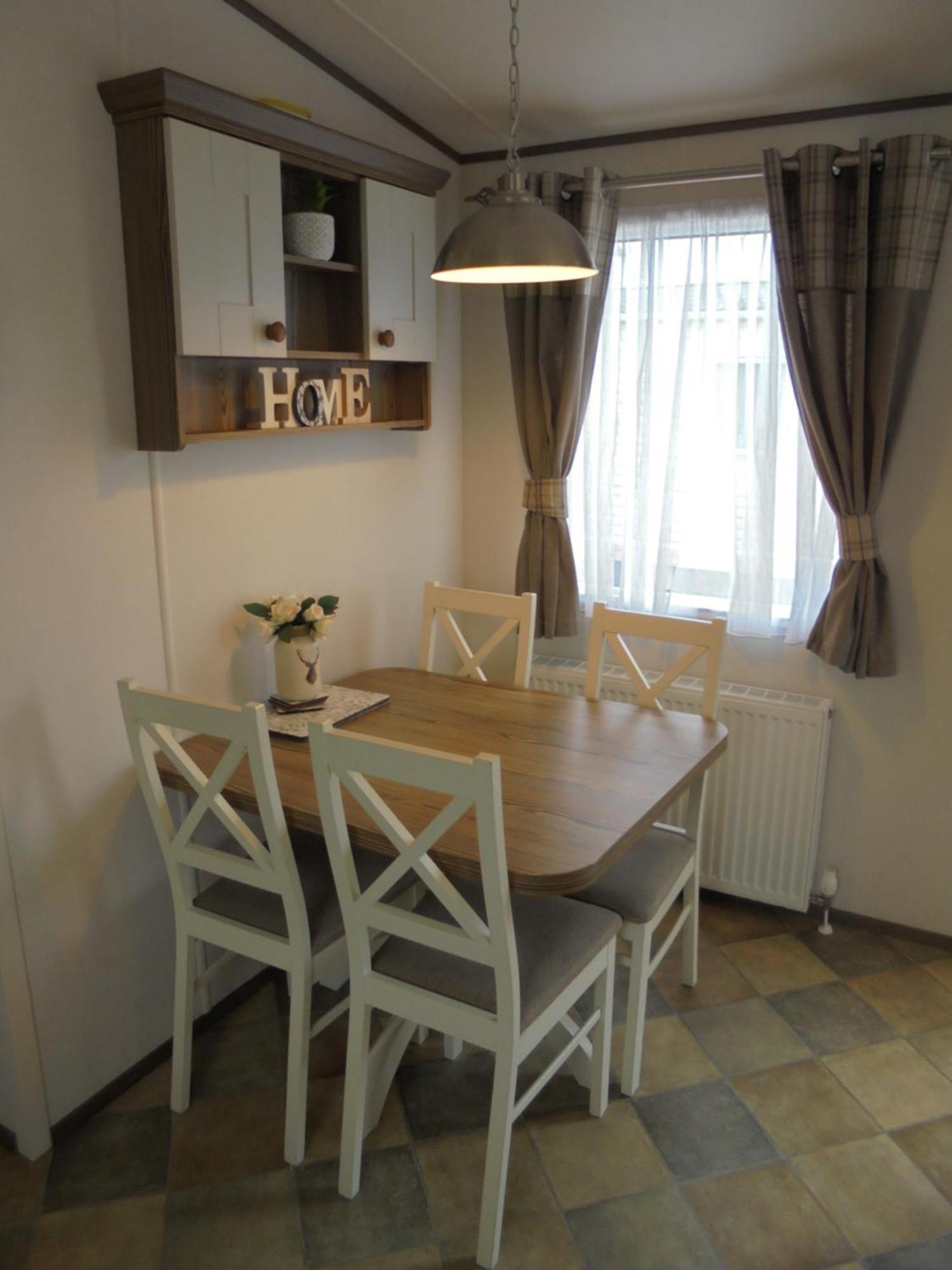 The Grange Ingoldmells: Elan 6 Berth, Central Heated, Wrap Around Decking Екстер'єр фото